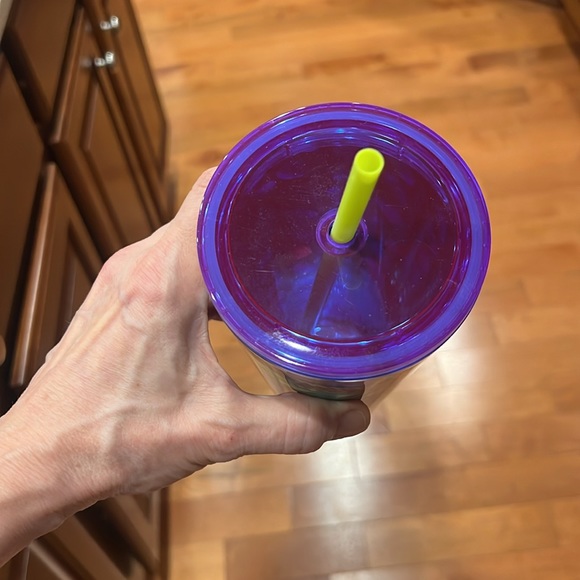 NEW🔥STARBUCKS Hawaiian 2023 🌺 Rare Design ✨ 24oz Tumbler - Picture 4 of 5